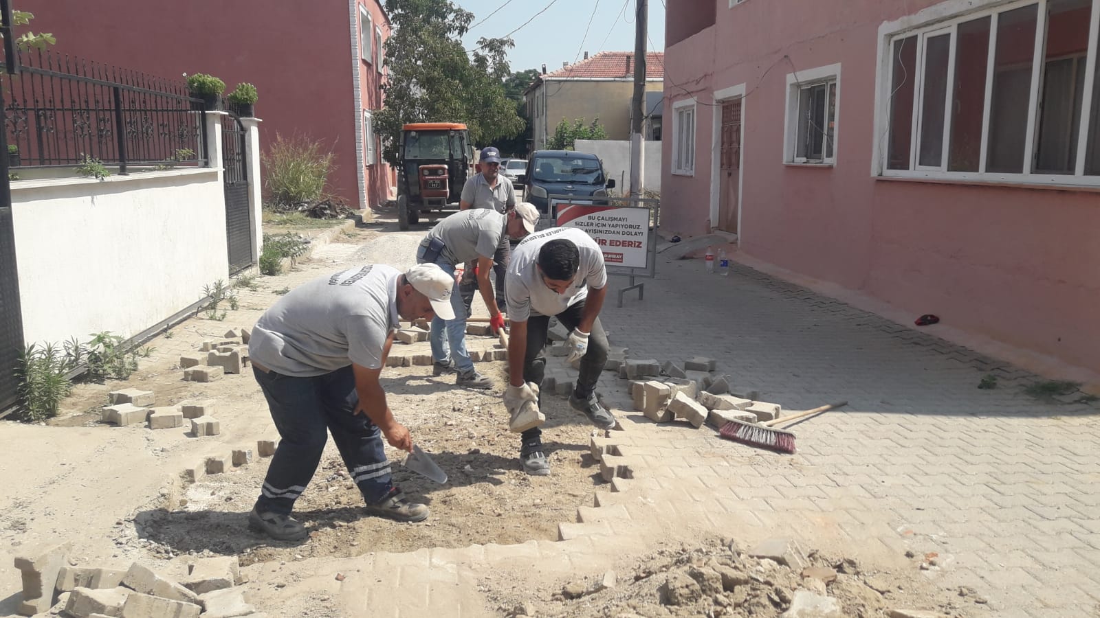 Şehzadeler Belediyesi Yolları Yeniliyor (2)