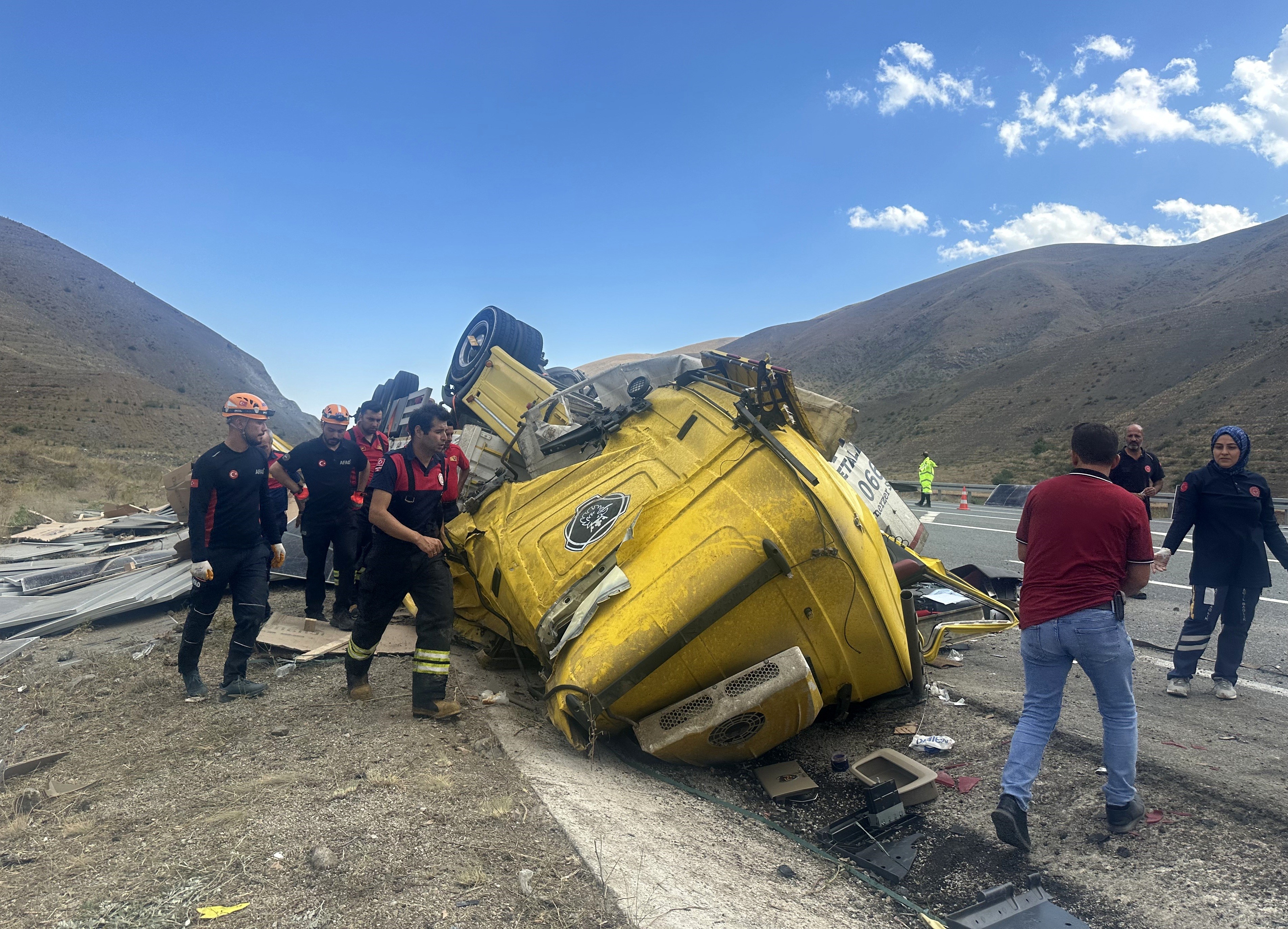 Katliam Gibi Kaza 4 Ölü, 2 Yaralı (2)