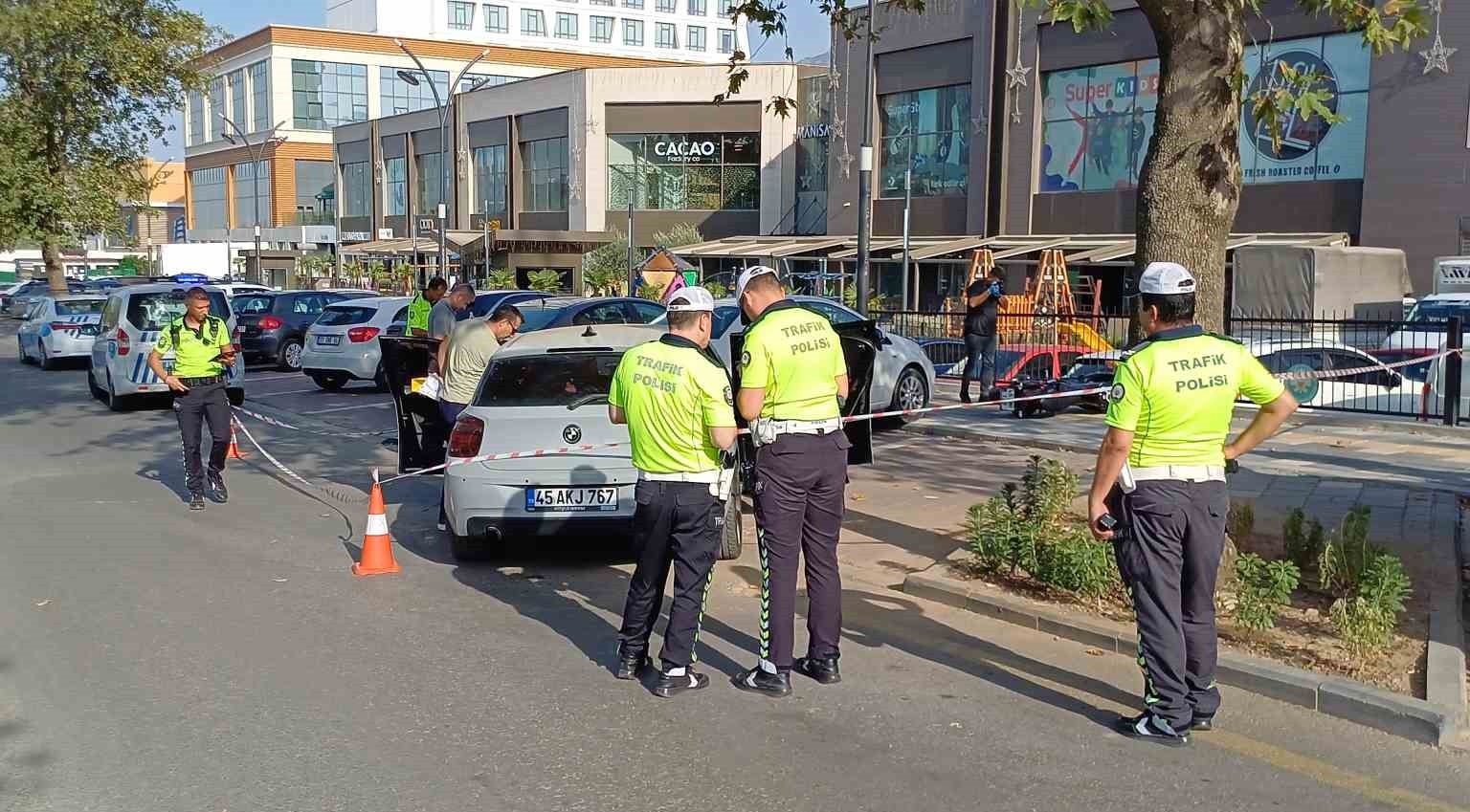 Manisa’da Trafik Kazasında Vefat Eden 17 Gencin Ailesi Isyan Etti (3)