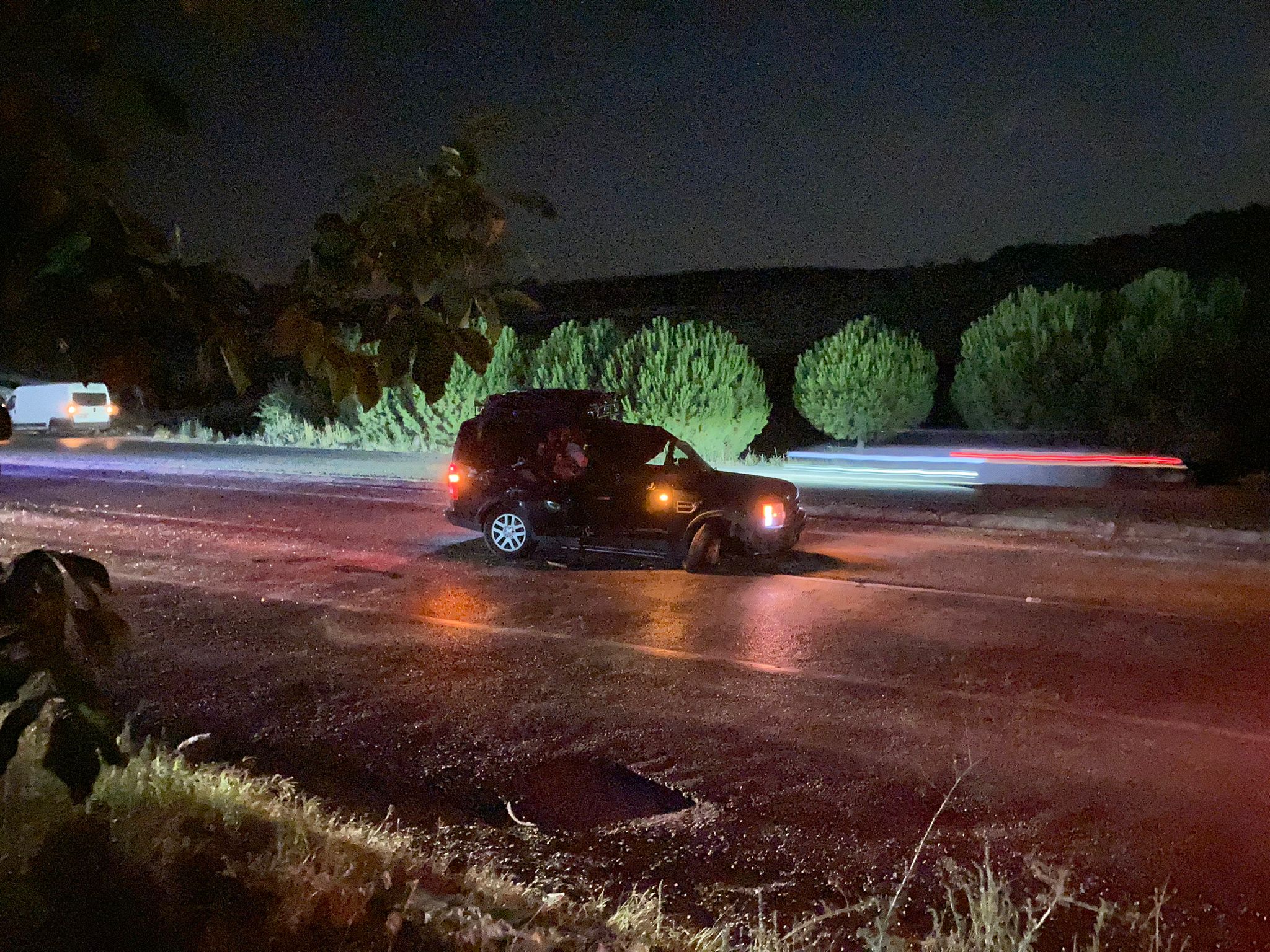 Sarıgöl'de Tırla Çarpışan Otomobildeki Yolcu Ağır Yaralandı (3)