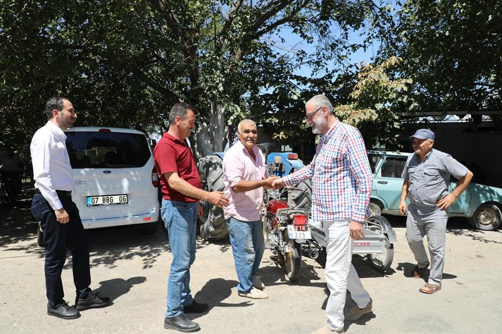 Şehzadeler'den Orman Yangını Çıkan Mahallede Inceleme (1)