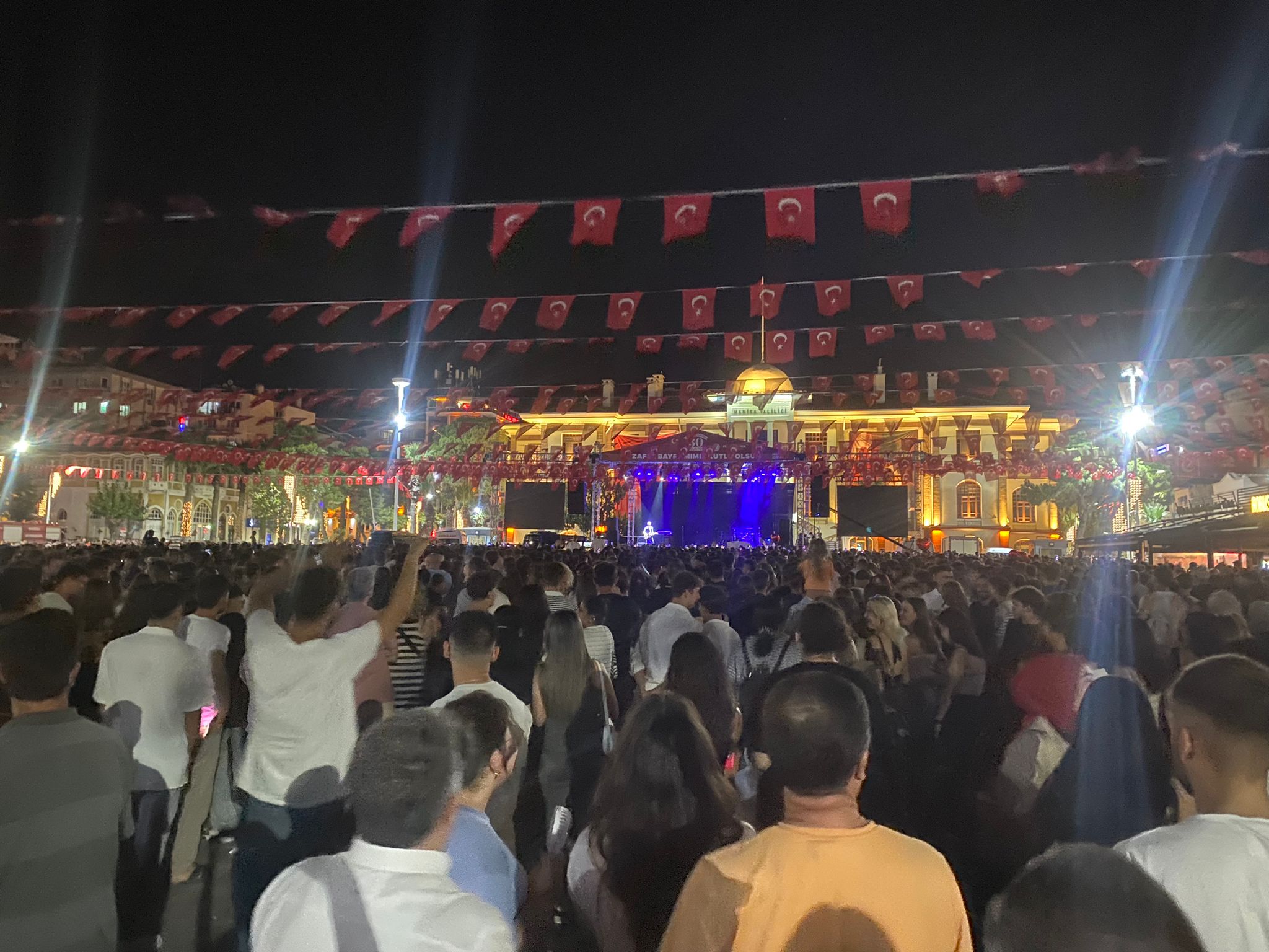 Manisa Unutulmaz Bir Gece Yaşıyor (5)