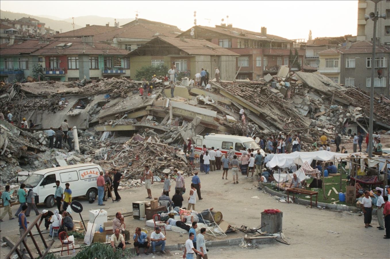 “Sesimi Duyan Var Mı”