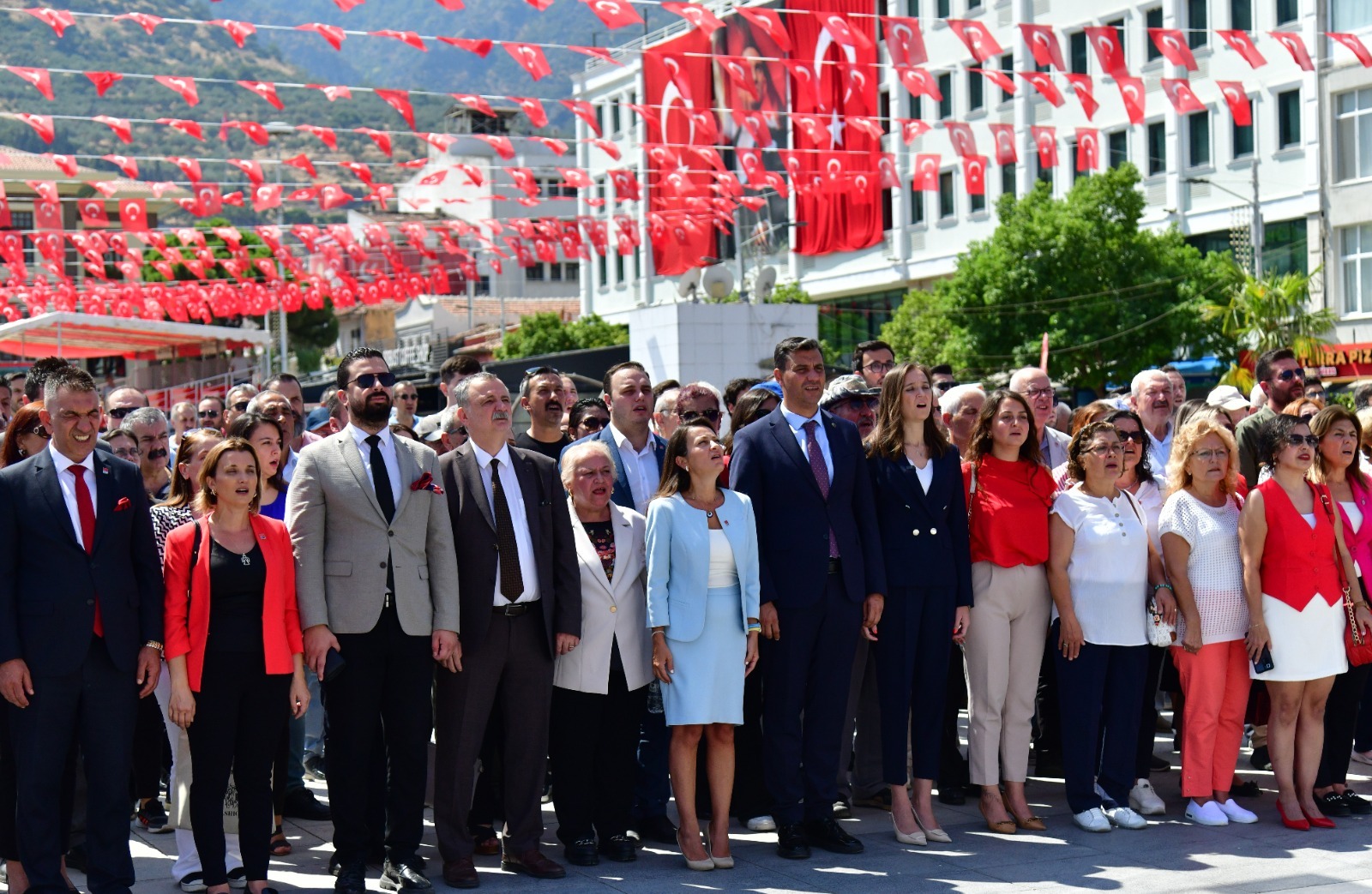 Chp'den  Zafer Bayramı Coşkusu  (3)