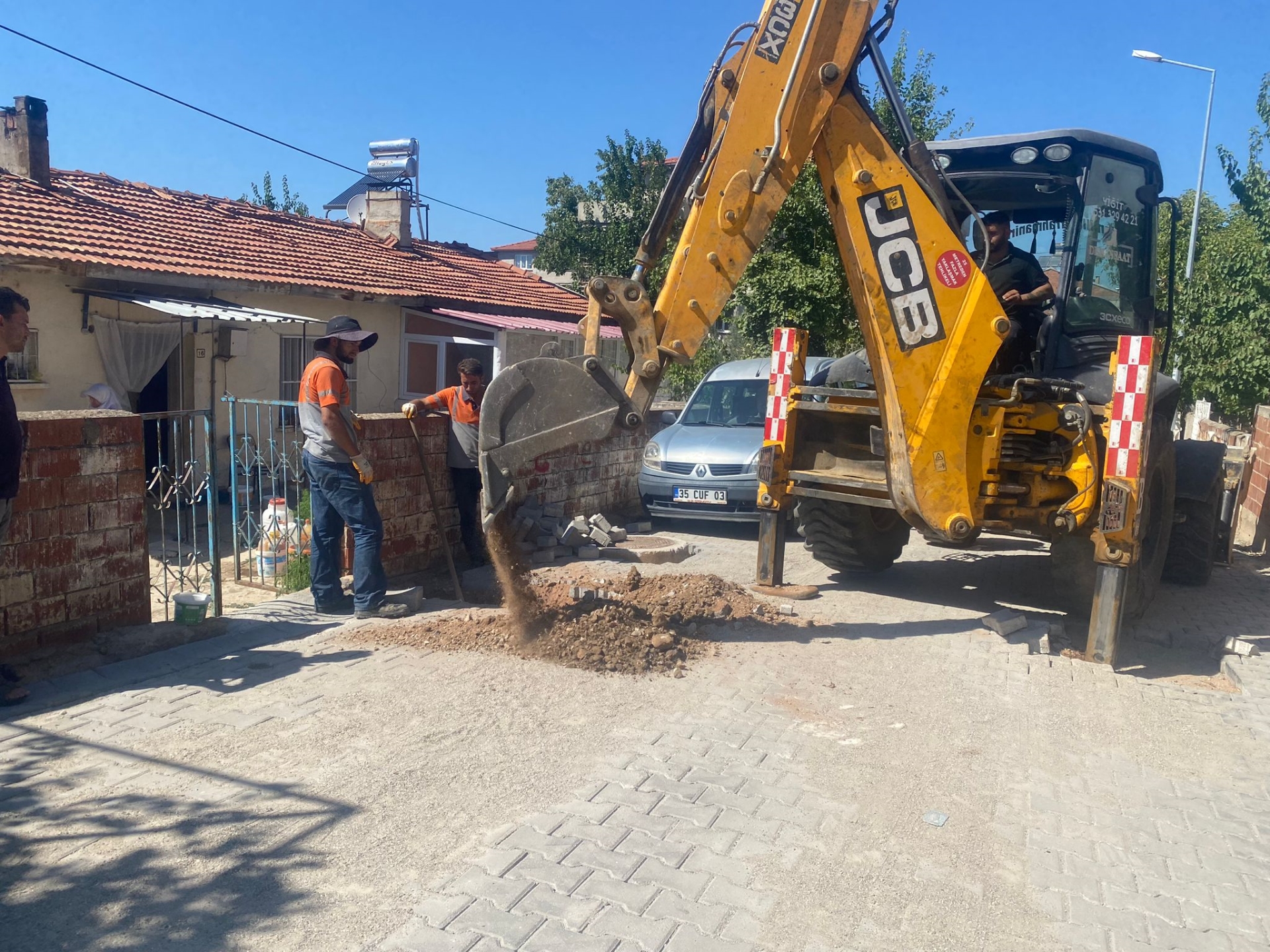 Demirci'de Doğal Gaz Çalışmaları Hız Kazandı! (3)