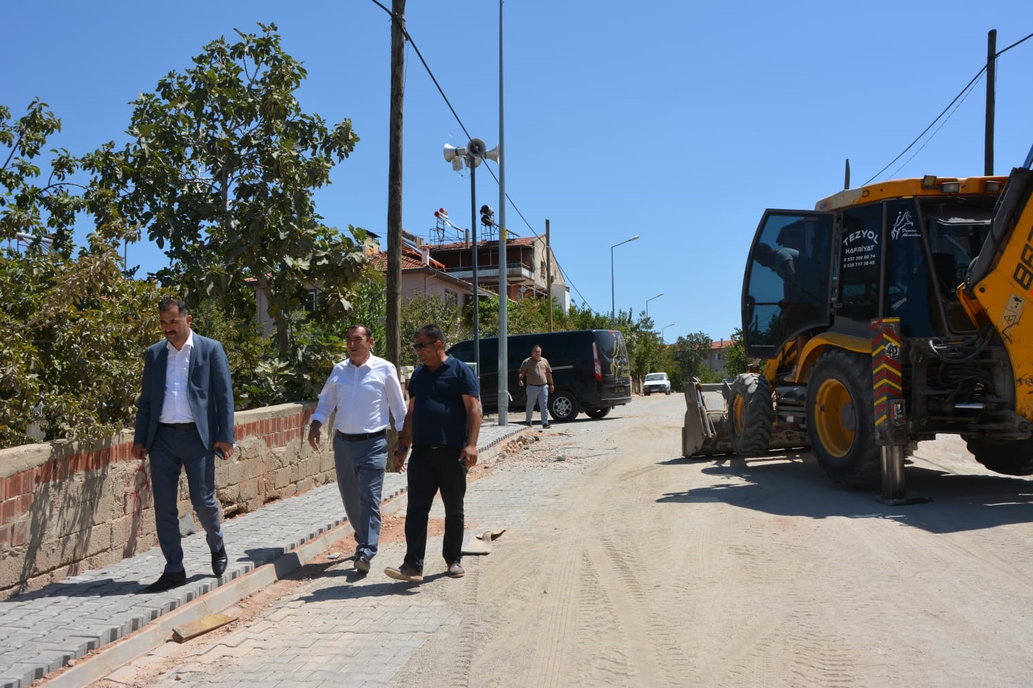 Demirci’de Doğal Gaz Ve Üstyapı Çalışmaları Devam Ediyor (1)