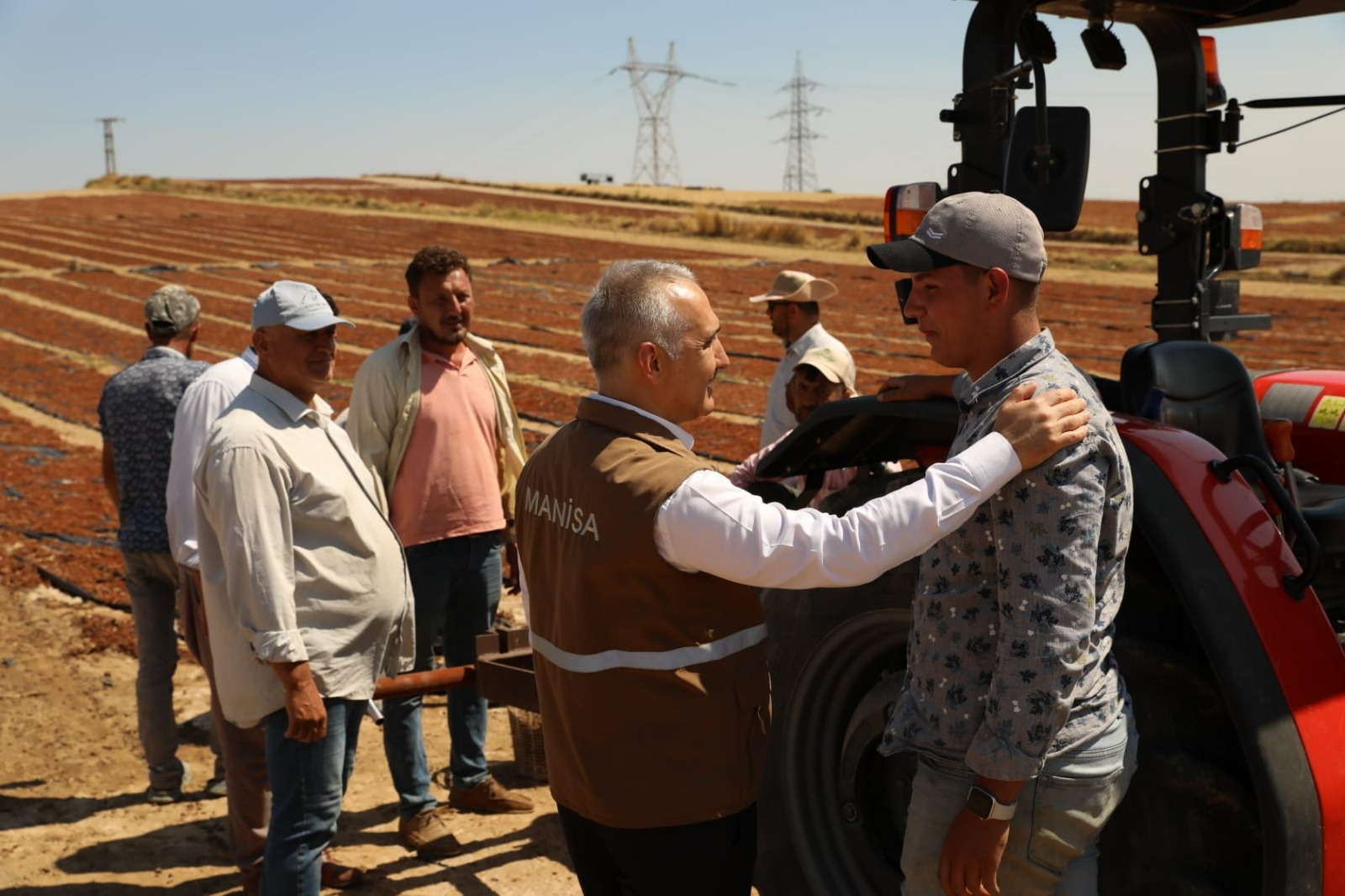 İl Müdürü Öztürk, Yağıştan Zarar Gören Arazileri Inceledi (8)