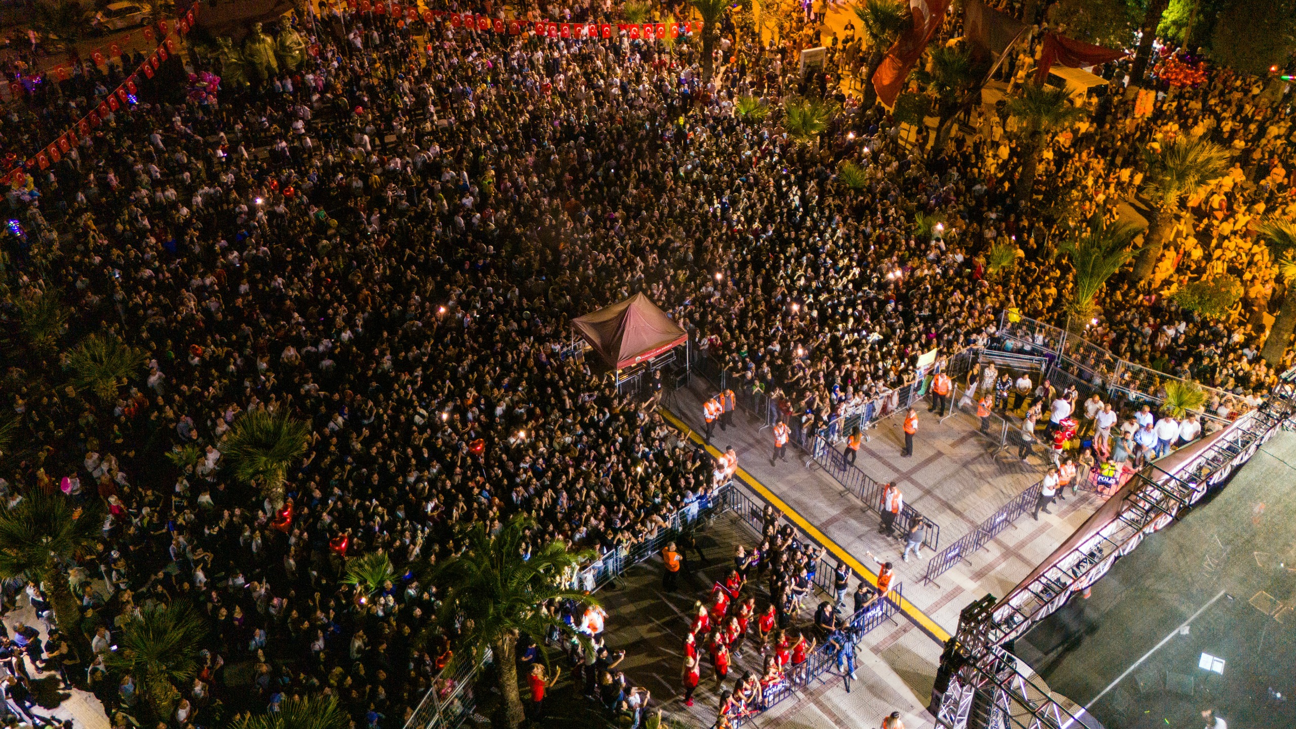 Turgutlu Belediyesi'nden Muhteşem Kutlama  (3)