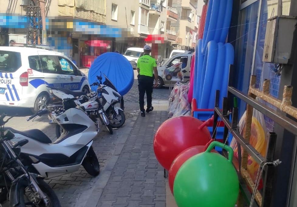 Turgutlu’da Yol Ve Kaldırımlarda Sıkı Denetim Yapıldı (3)