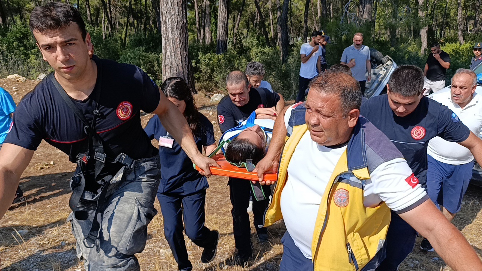 Evladının Elini Bir An Bile Bırakmadı (3)