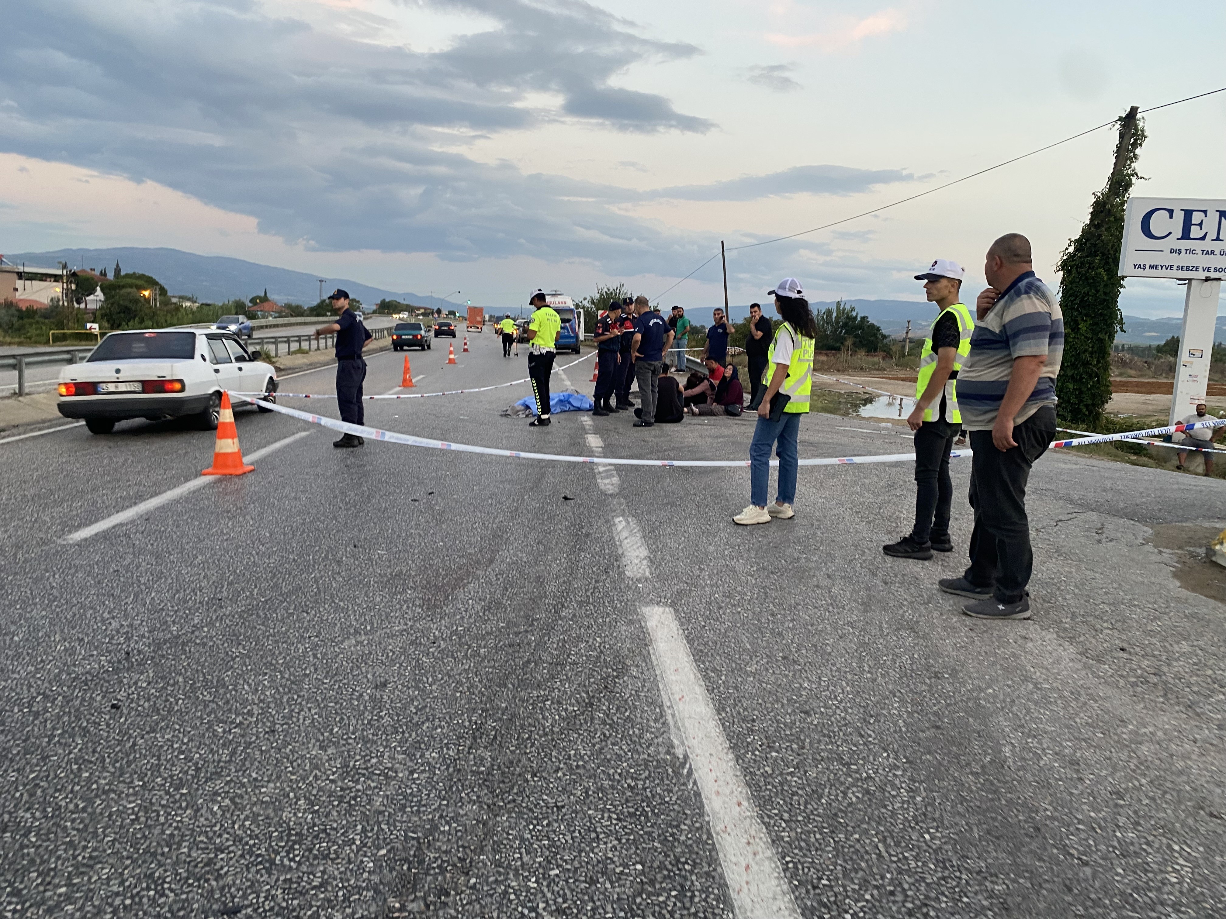 Hayvanlarına Yem Almak Isterken Canından Oldu (1)