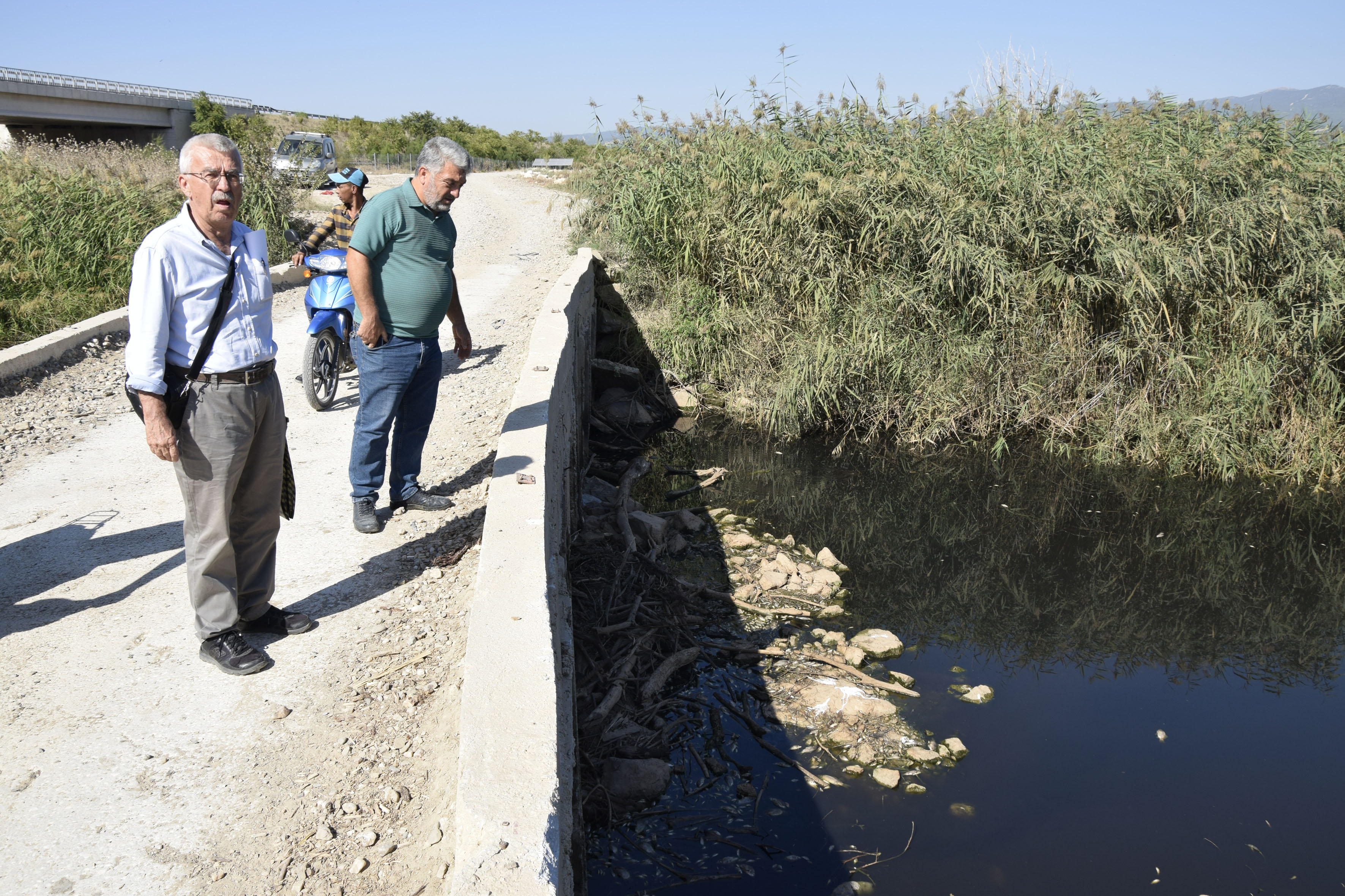 Manisa'da Gediz Nehri'nde Inceleme Başlatıldı (5)