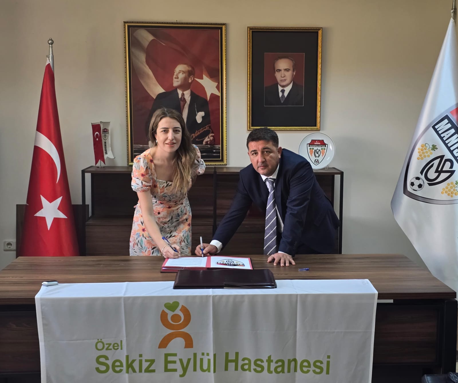 Manisaspor'dan Sponsorluk Anlaşması (2)