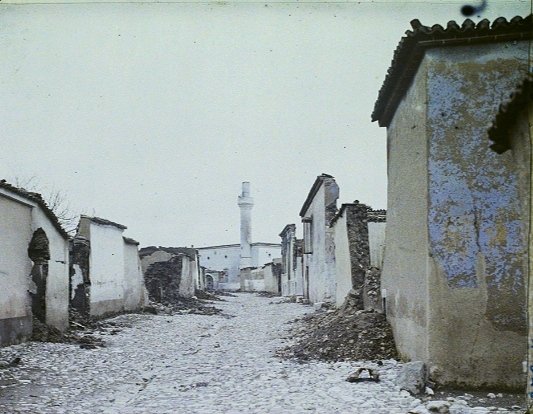 Manisa’nın Tarihi Çehresi Büyük Felaketle Silindi Tarihin Kara Lekesi! (10)