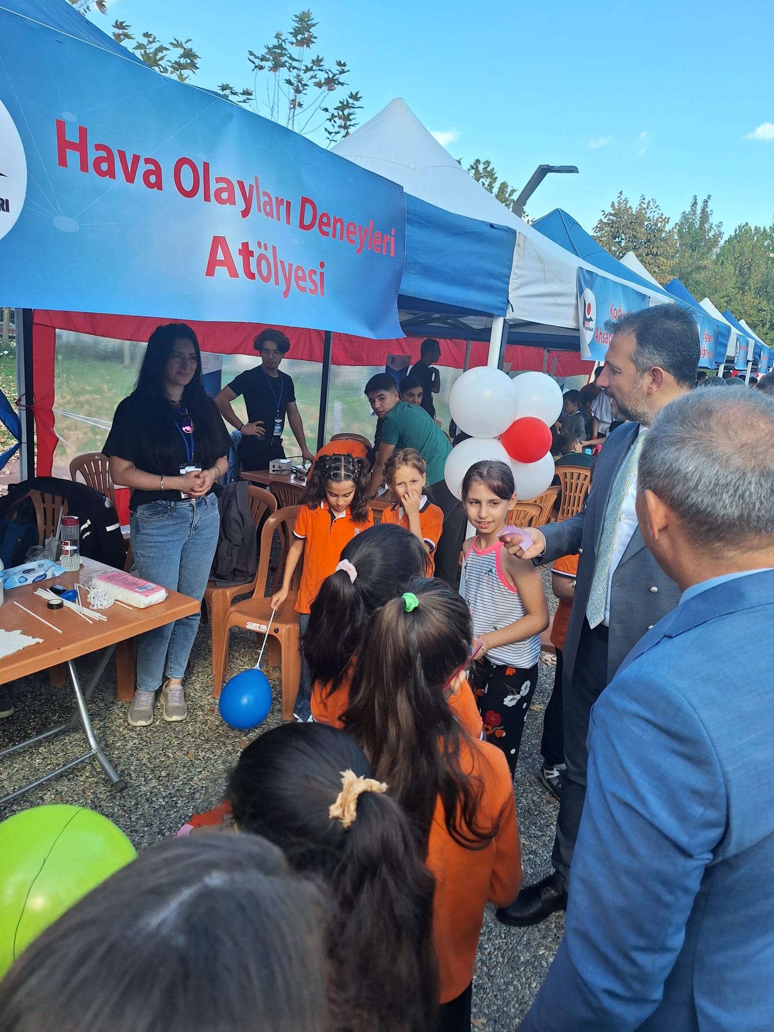 Yunusemre Bilim Şenliği, Tübitak Destekli Proje Ile Gerçekleşti (5)