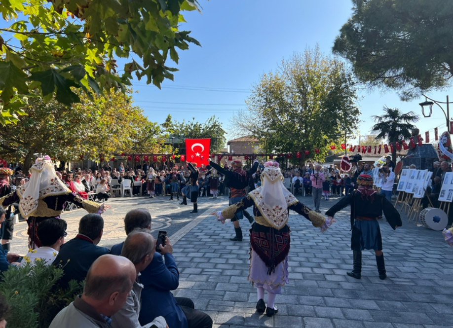 Mübadiller, Manisa'nın Akhisar ilçesinde bir araya geldi