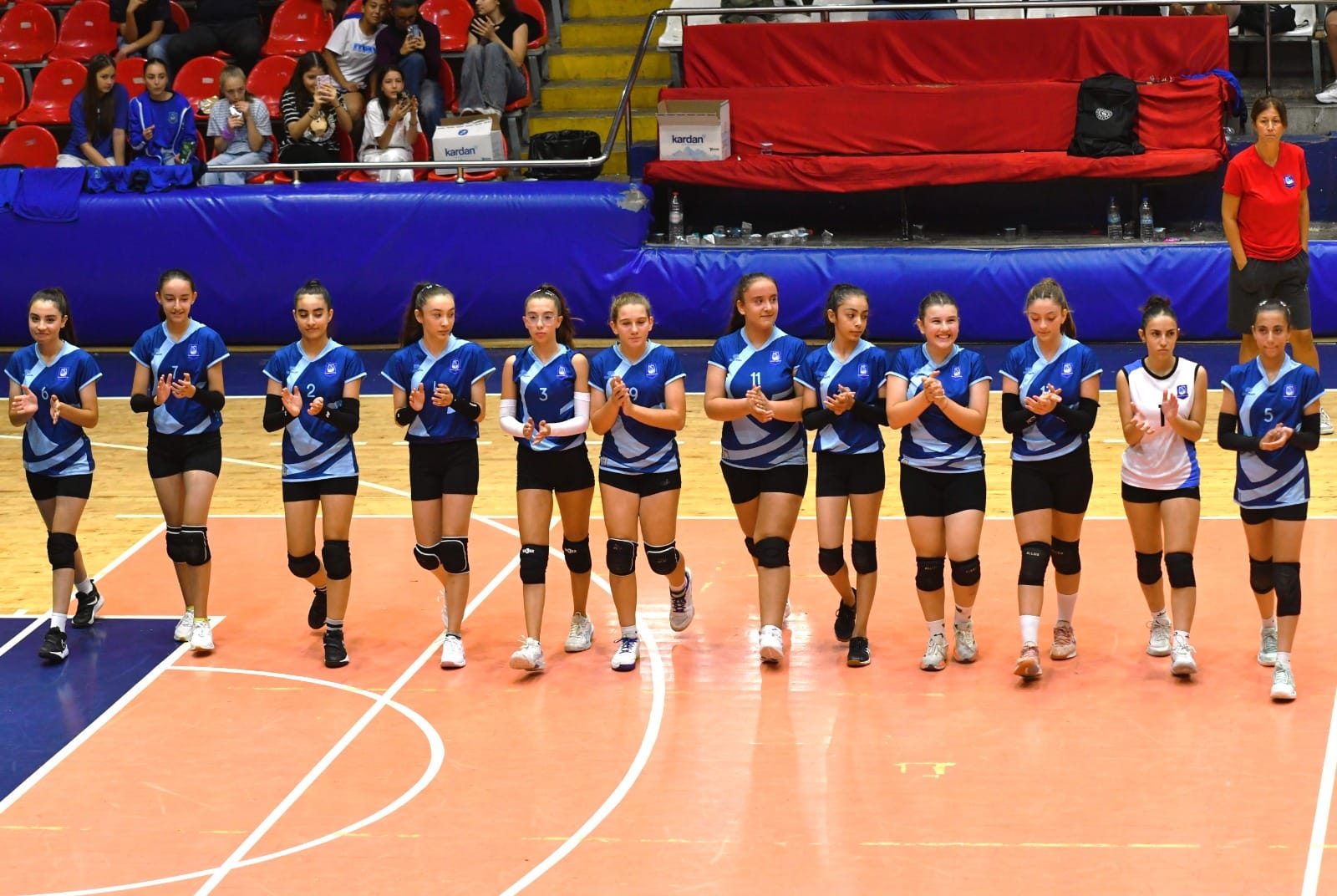 Minik Voleybolcular Sezonun Ilk Müsabakasında (9)