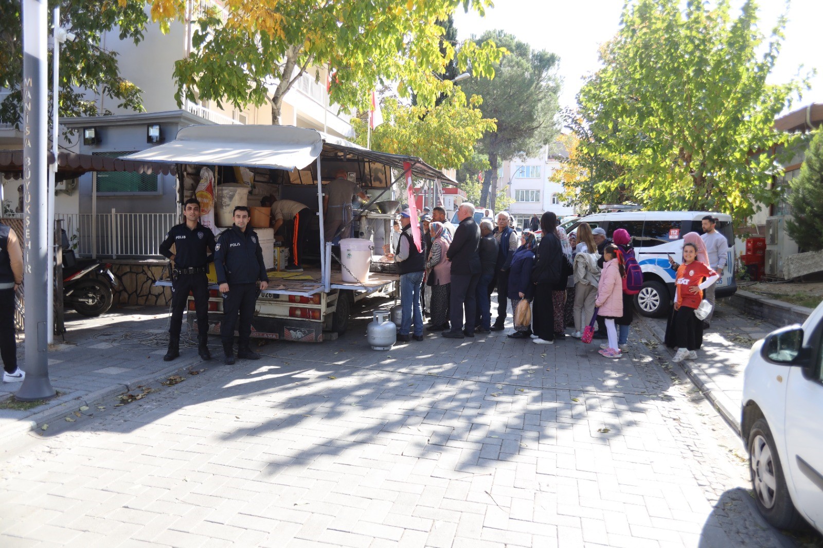 Gördes İlçe Emniyetine 4 Yeni Araç Daha Katıldı (2)