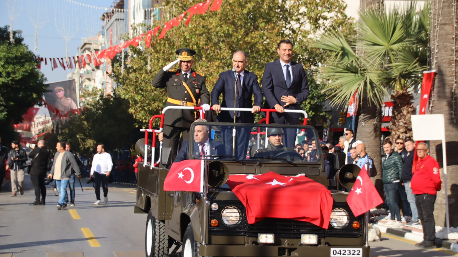 Manisa'da Cumhuriyet Bayramı Coşkuyla Kutlandı! (15)