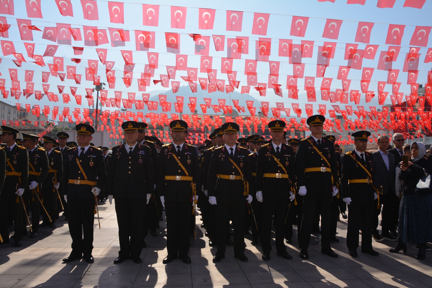 Manisada Cumhuriyet Bayramı Kutlamaları Başladı (10)