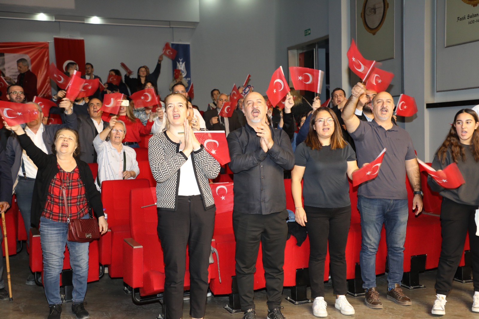 Şehzadeler Belediyesi'nden Coşkulu Cumhuriyet Konseri (6)