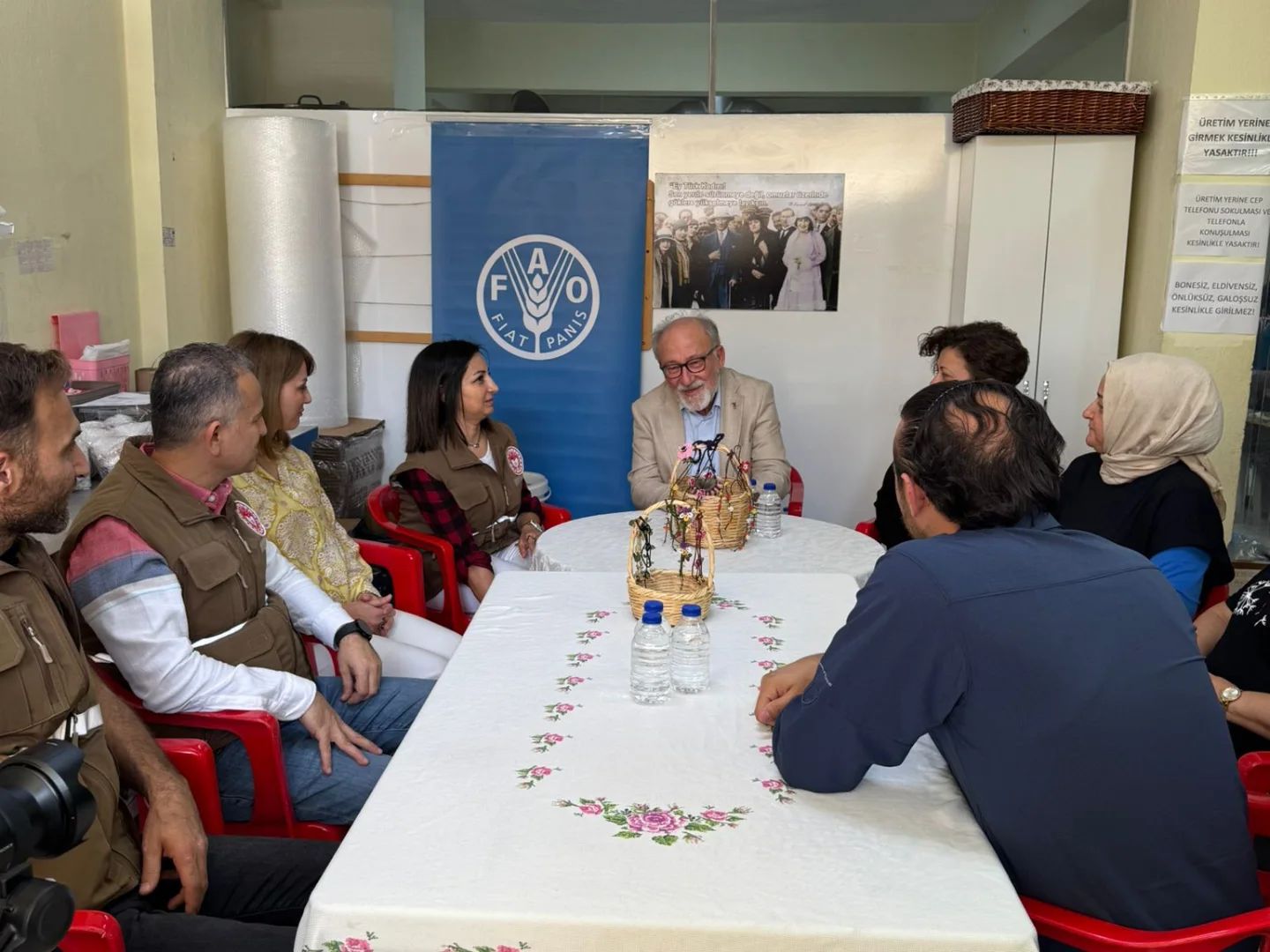 Ünlü Oyuncu Altan Erkekli Manisa’ya Geldi (4)