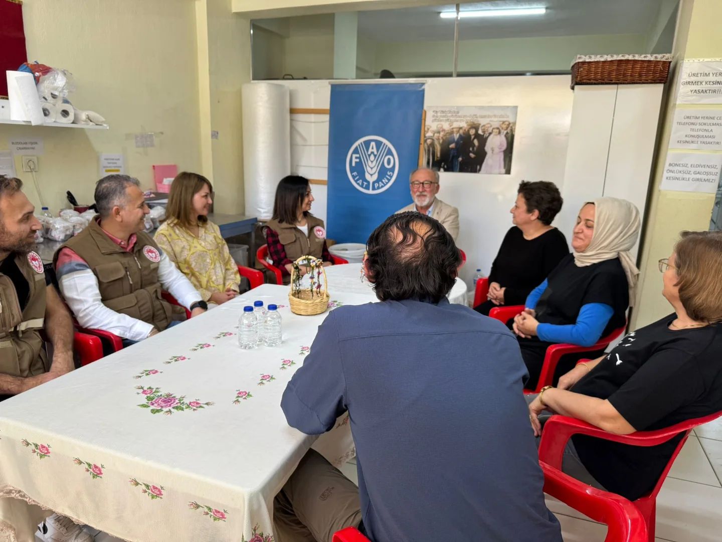 Ünlü Oyuncu Altan Erkekli Manisa’ya Geldi (5)