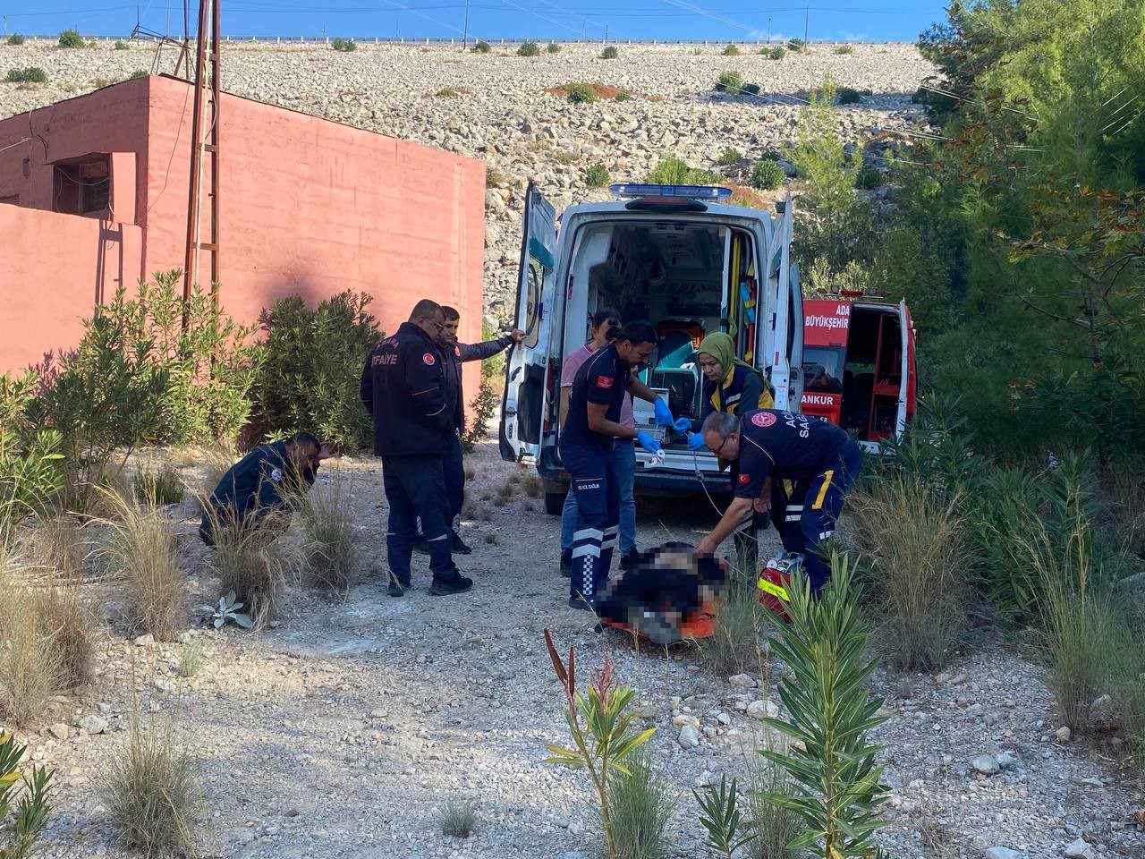 Otomobilin Çarptığı Motosikletli Uçurumdan Düşüp Öldü (7)