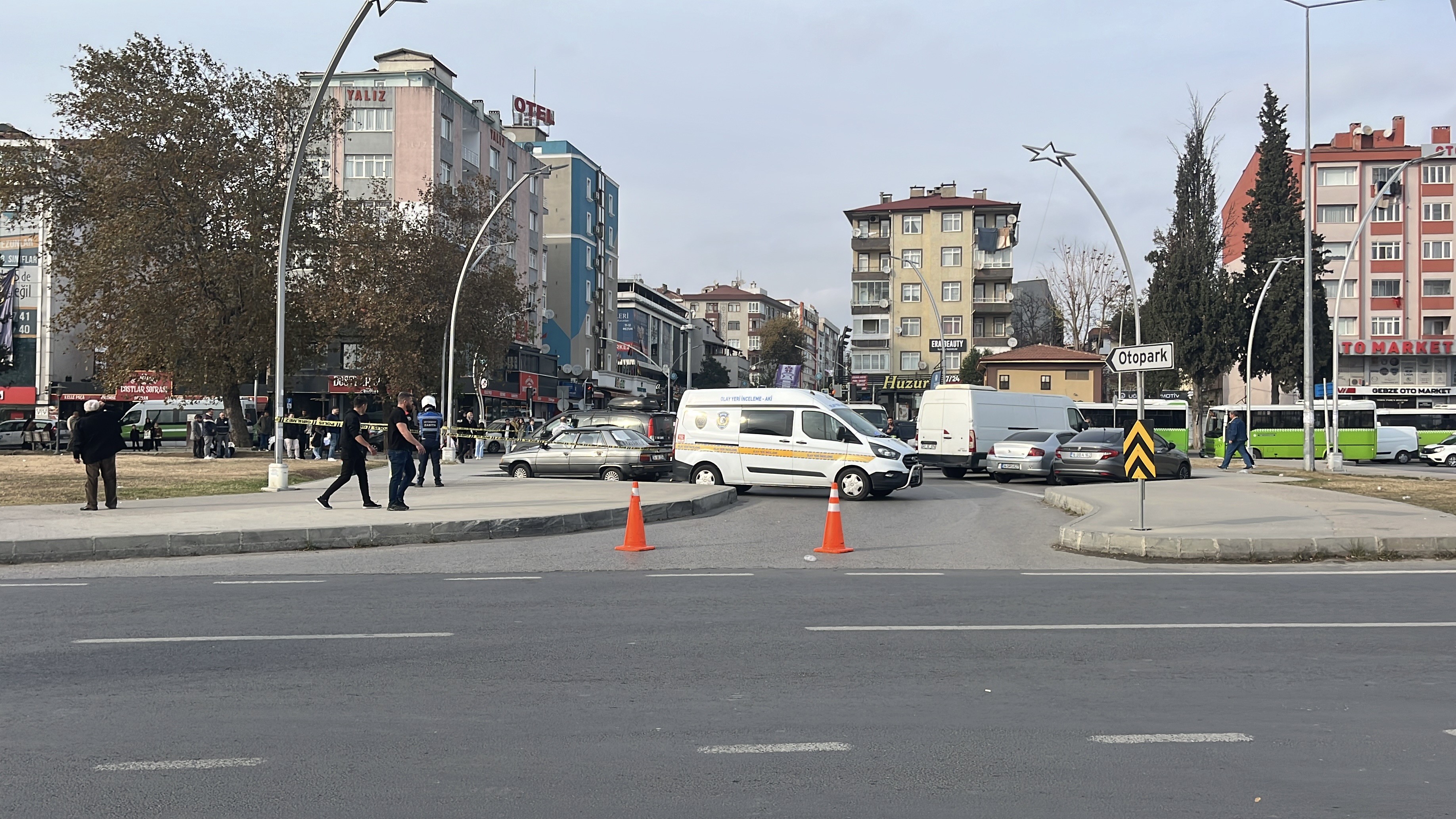 Park Halindeki Minibüste Ölü Bulundu (1)