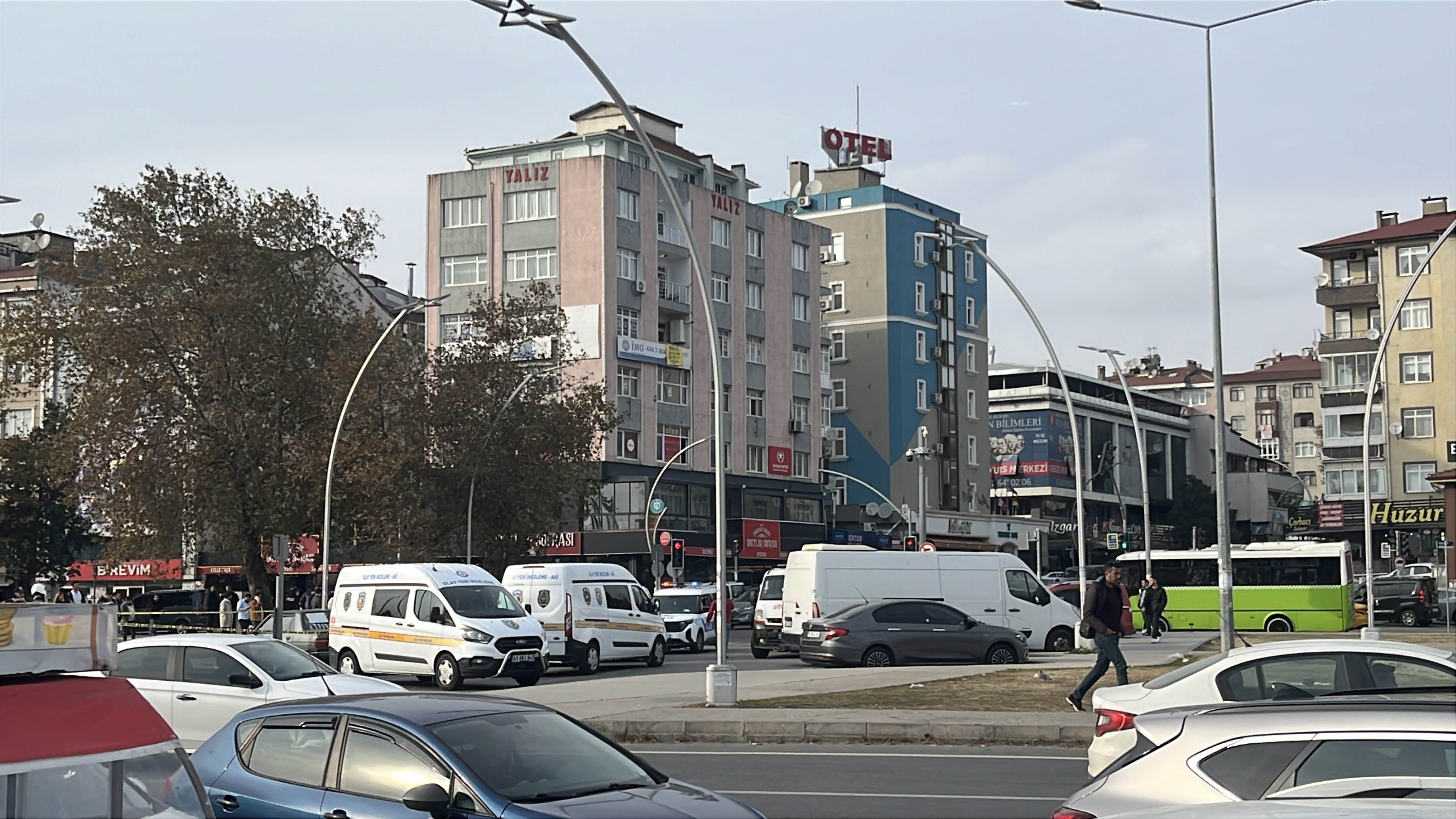 Park Halindeki Minibüste Ölü Bulundu (2)