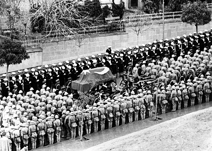 Mustafa Kemal Atatürk'ün Hayati (2)