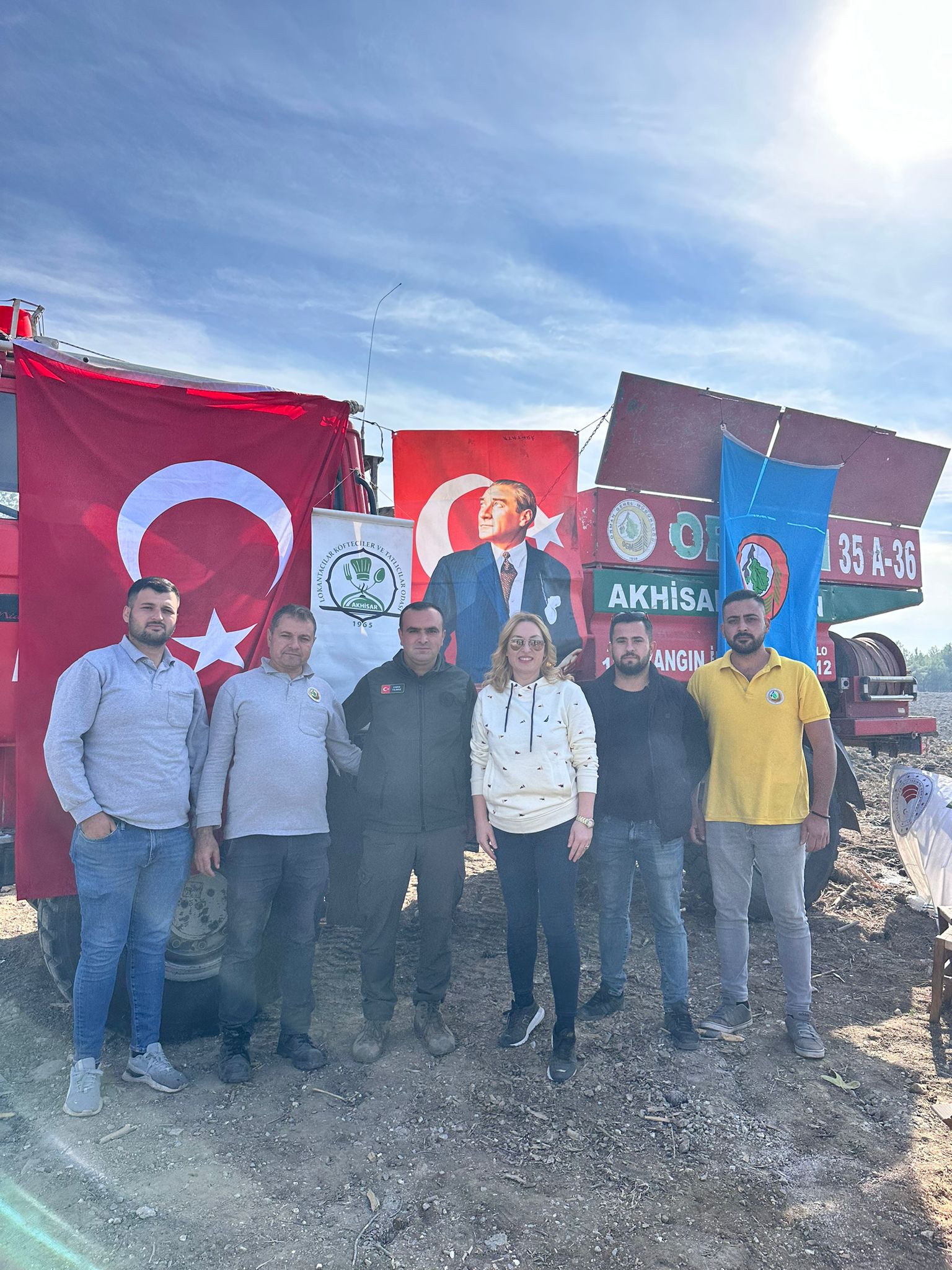 Akhisar Lokantacılar Odası, 10 Kasım Atatürk’ü Anma Günü’nde Anlamlı Bir Etkinliğe Imza Attı (4)