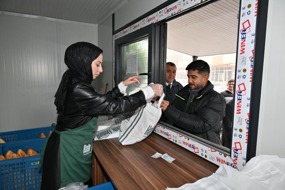 Halk Ekmek Şehzadeler’de De Hizmete Başladı (4)