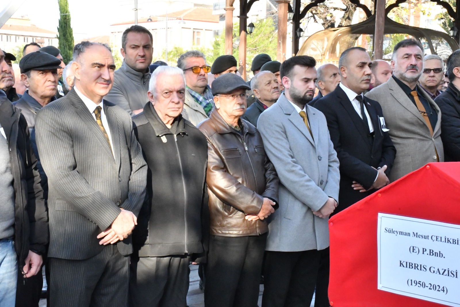 Kıbrıs Gazisi Çelikbilek, Askeri Törenle Uğurlandı (6)