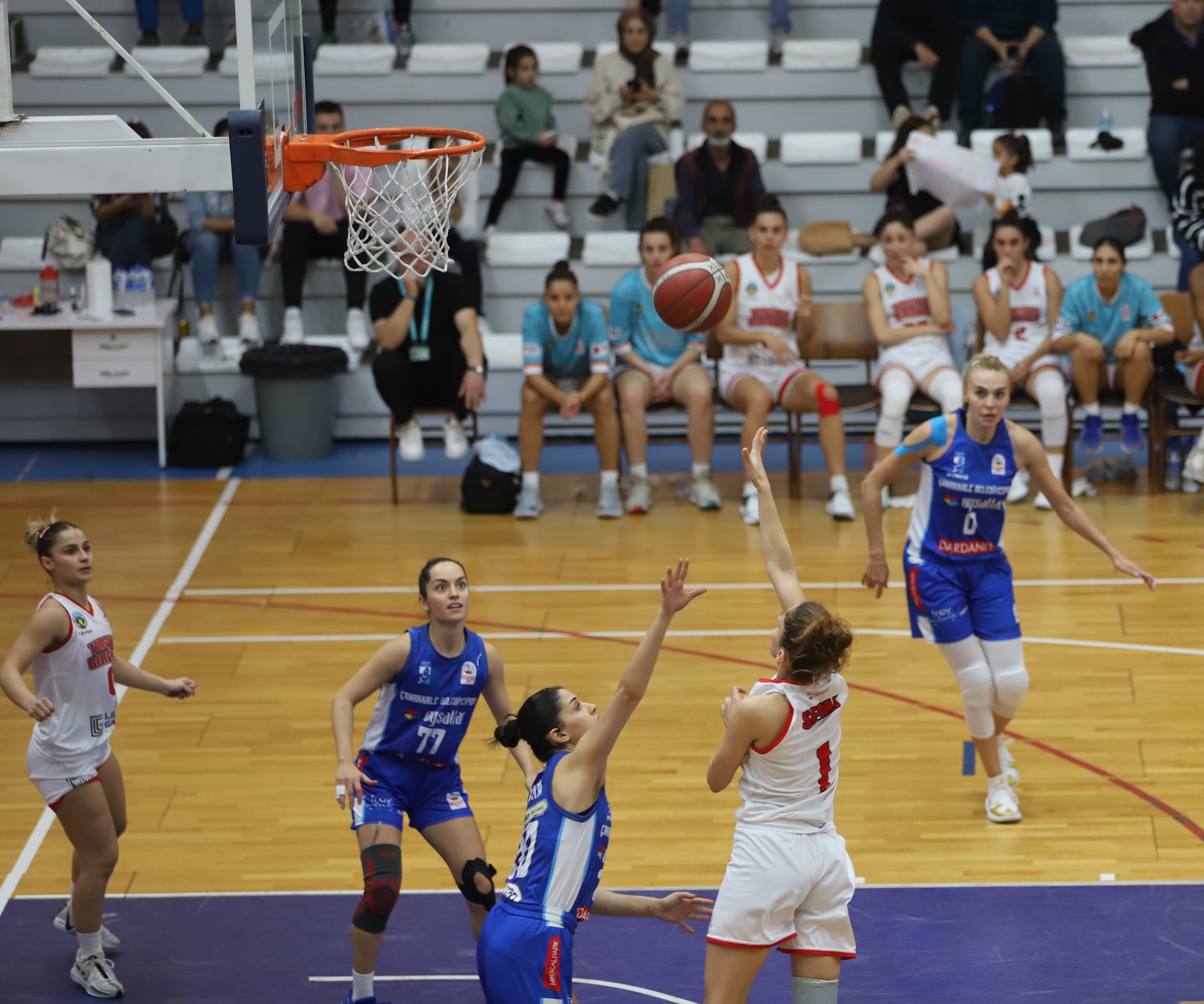 Manisa’nın Tek Kadın Basketbol Takımı Turgutlu, Adana’da Zafer Için Oynayacak (2)