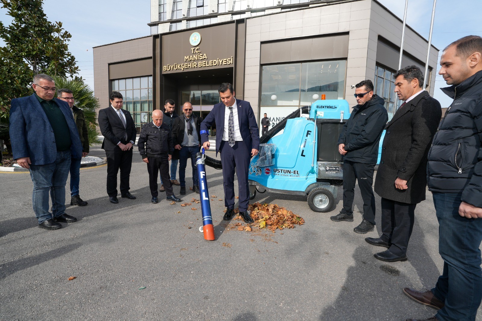 Manisa'yı Filler Temizleyecek (1)