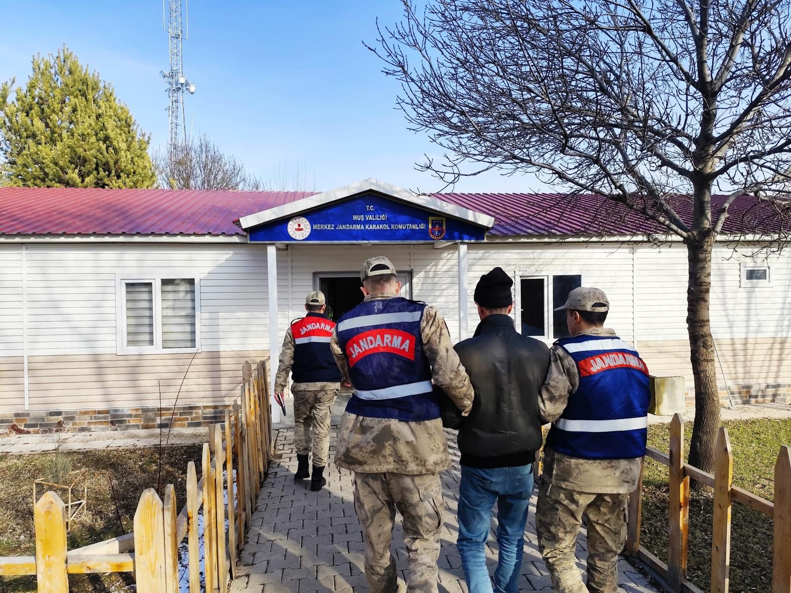 Muş'un Yarpuzlu Köyünde, 20 Eylül 2024 Tarihinde Evinin Bahçesinde Oyun Oynayan 7 Yaşındaki Nisa Sönmez, Yorgun Mermi Isabet Etmesi Sonucu Hayatını Kaybetmişti. (1)