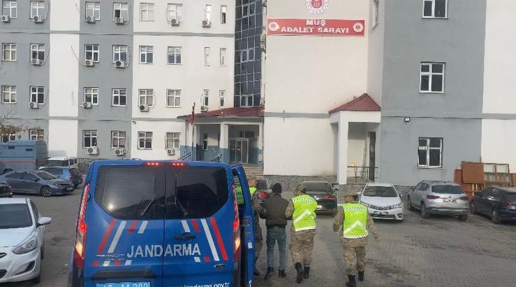 Muş'un Yarpuzlu Köyünde, 20 Eylül 2024 Tarihinde Evinin Bahçesinde Oyun Oynayan 7 Yaşındaki Nisa Sönmez, Yorgun Mermi Isabet Etmesi Sonucu Hayatını Kaybetmişti. (3)