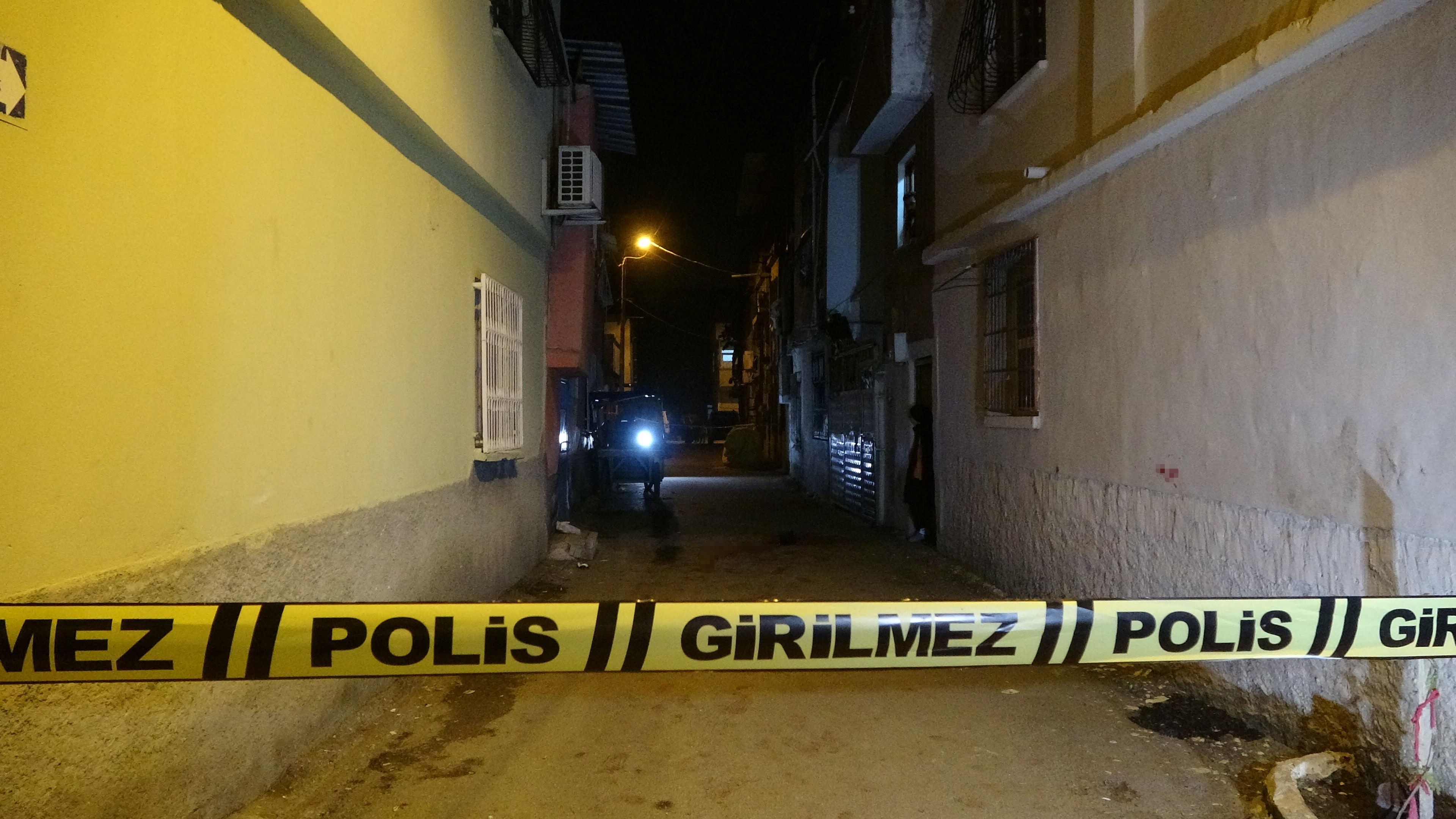 Bekçi, Cezaevi Firarisini Ayağından Vurup Yakaladı (3)