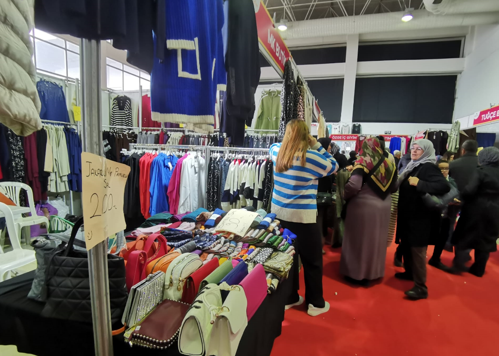 Moda rüzgarı Manisa Fuar Merkezi'nde esiyor