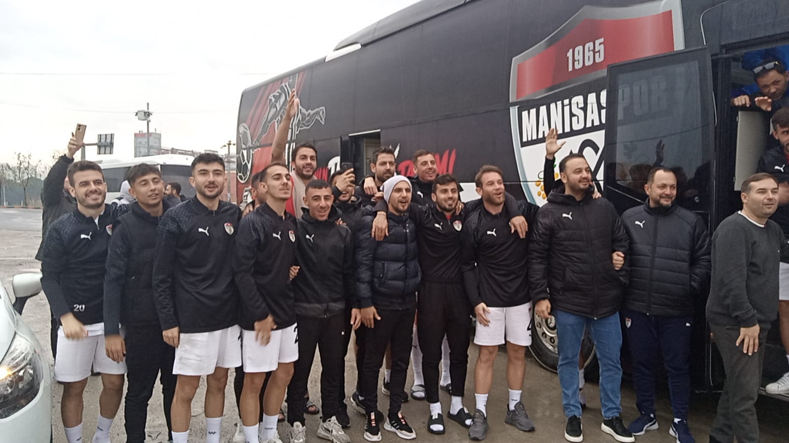 Manisaspor, Çıkrıkçıspor'u Yıktı! (3)-1