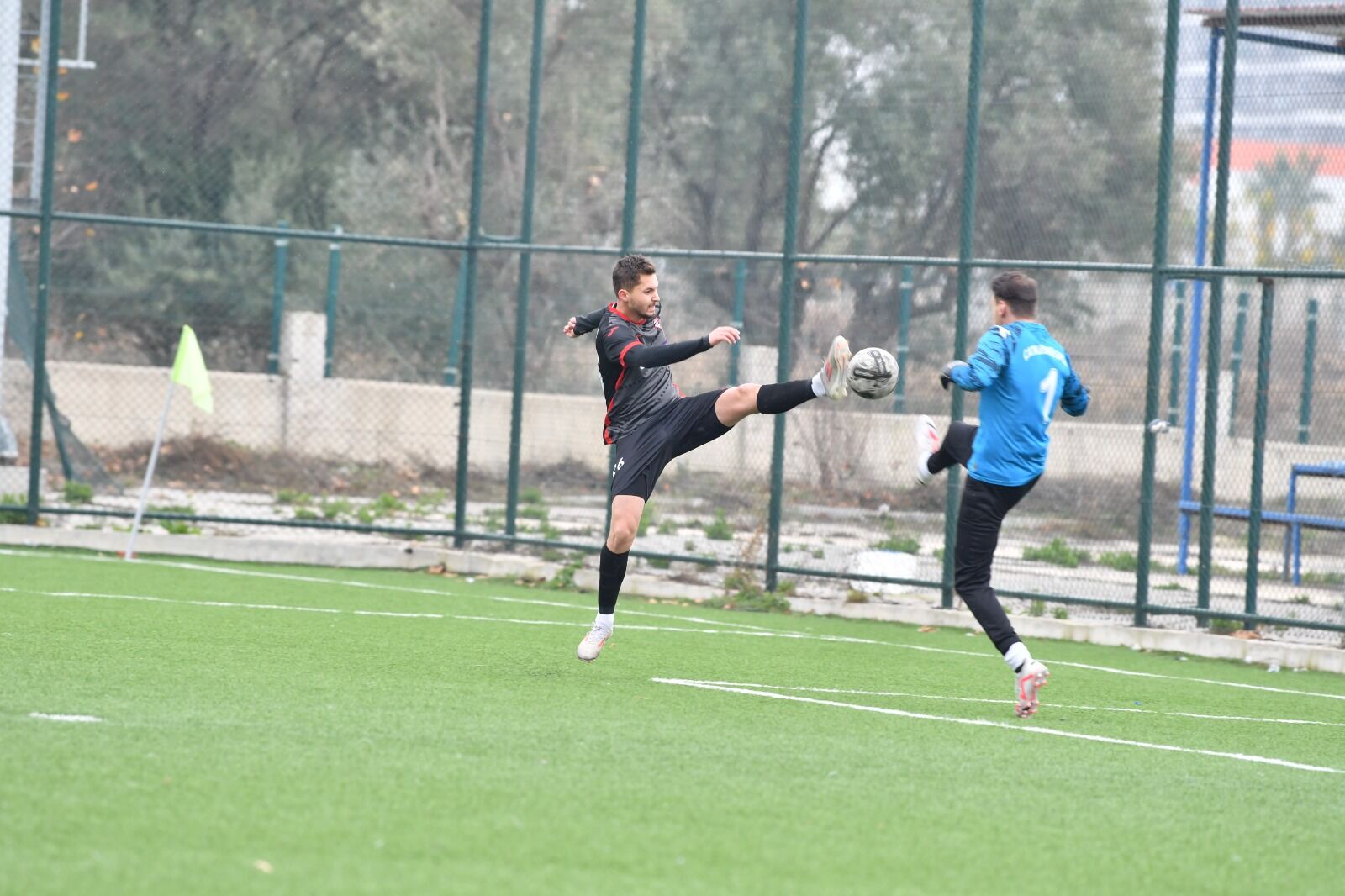 Süper Amatör Küme’de Mücadele Eden Yıldızspor 45 Futbol Kulübü, Karşılaştığı Çatalköprüspor’u 7 1’Lik Skorla Mağlup Ederek Dikkat Çeken Bir Galibiyete Imza Attı. (2)