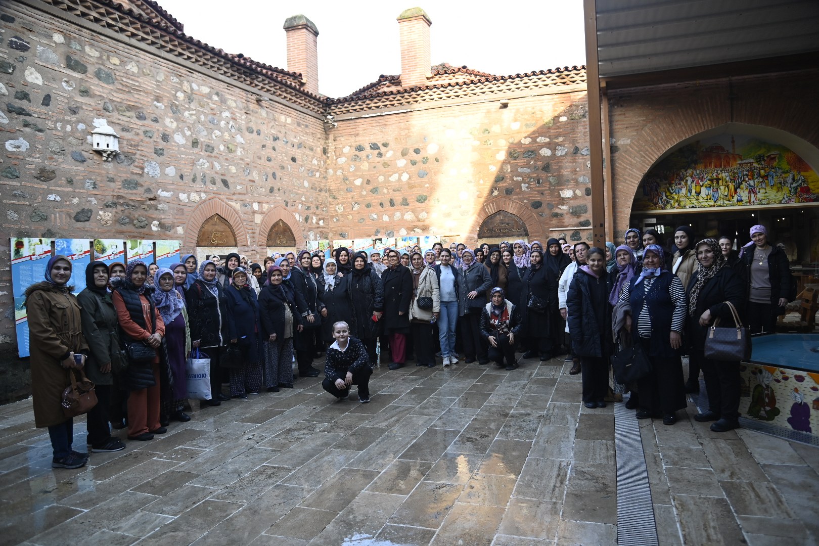 Bu Kez De Alaşehirli Kadınlar Manisa'yı Gezdi (3)