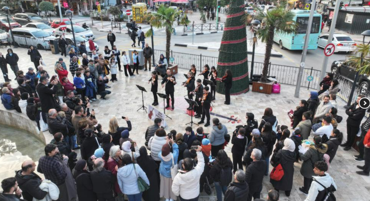 Manisa’lılara  Dünya Keman Günü’ne özel konser