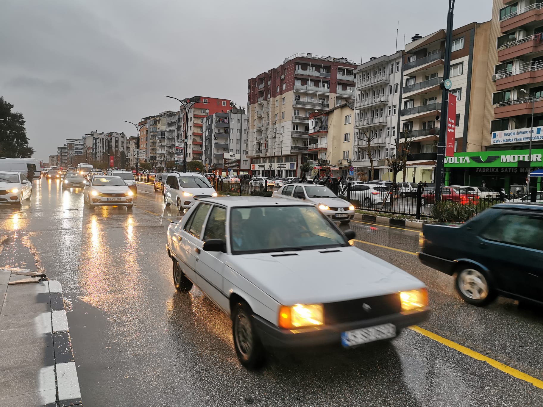 Mani̇sa Trafi̇gi̇ne Yağmur Çi̇lesi̇7 (4)