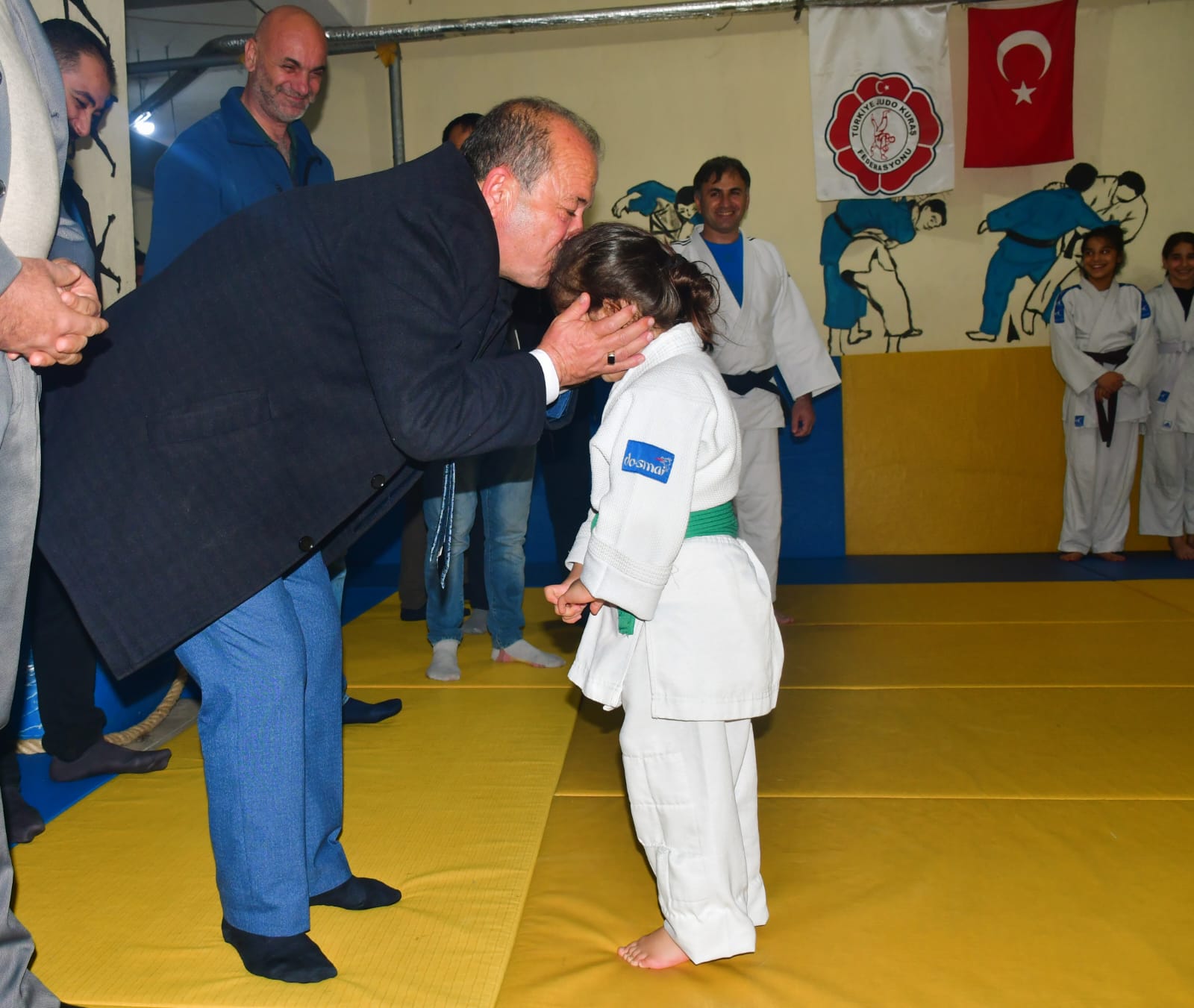 Manisa'da Judo Sporuna Destek Yunusemre Belediyesi'nden Anlamlı Ziyaret (5)