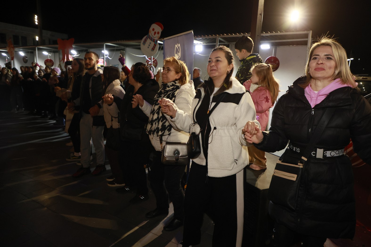 Yunusemreliler Yeni Yıl Çarşısı’nda Konsere Doydu (10)