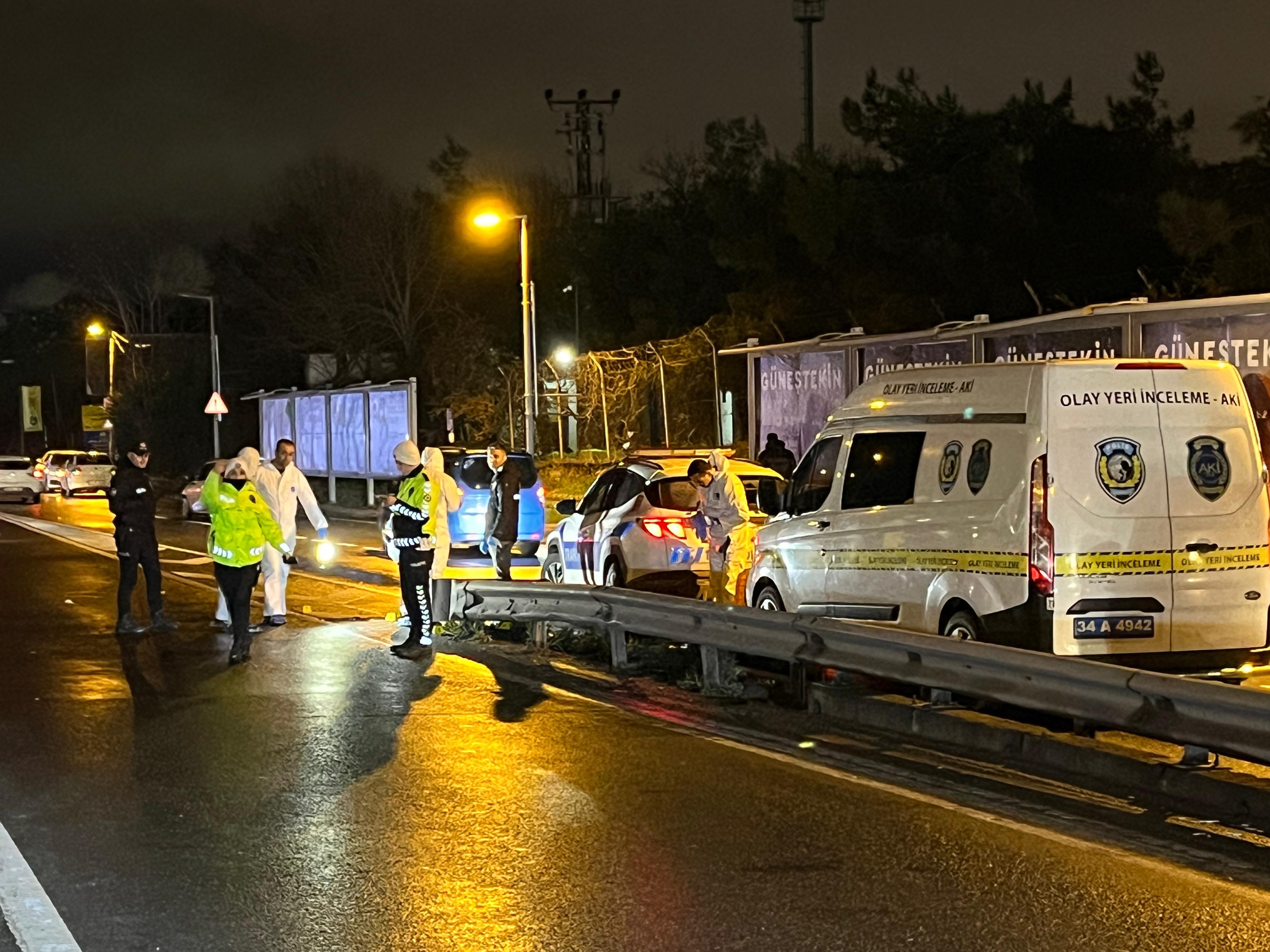 Avcılar E 5'Te Polis Memurunun Hayatını Kaybettiği Korkunç Kazanın Görüntüleri Ortaya Çıktı (2)