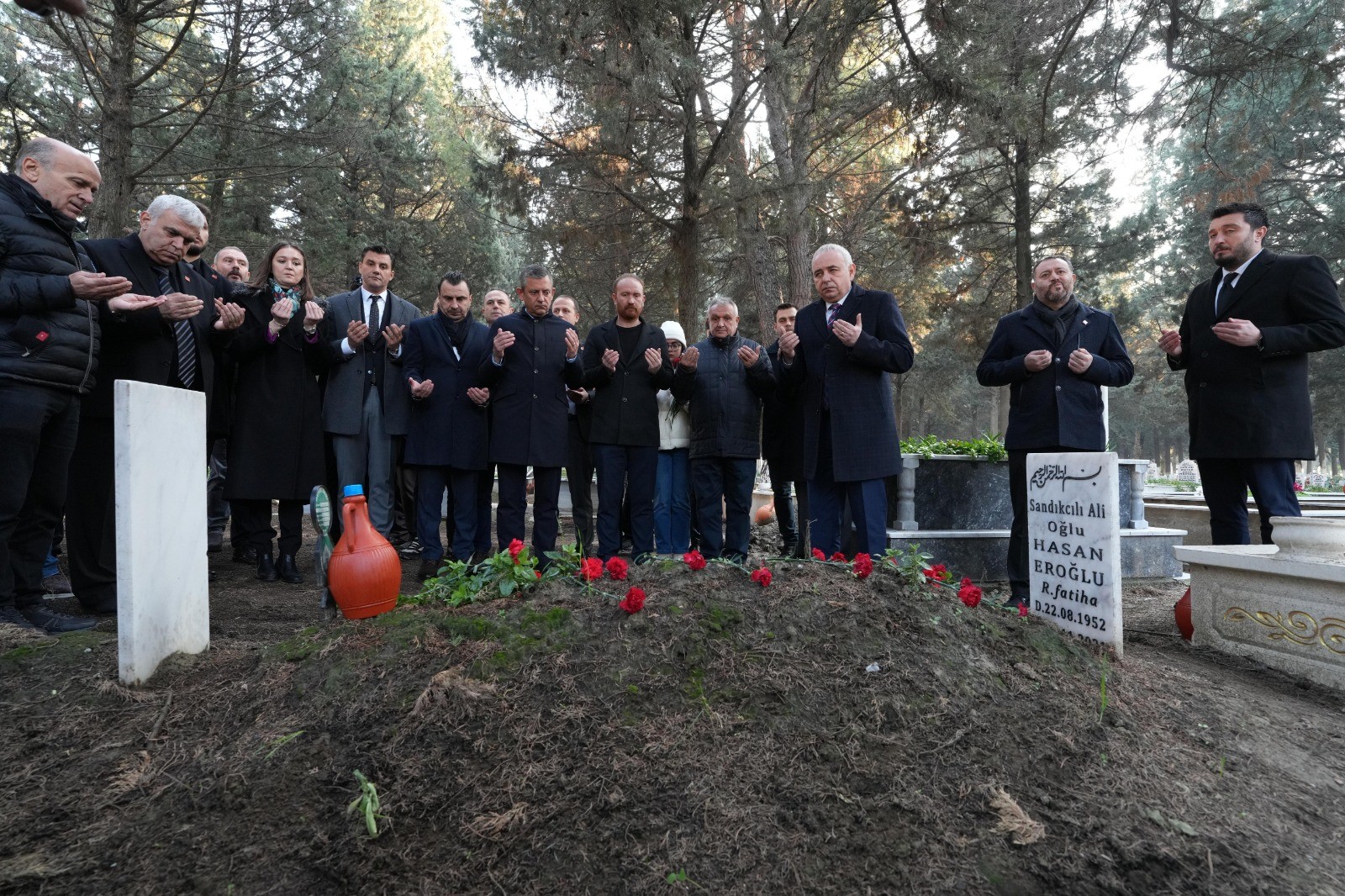 Chp Lideri Özel, Memleketinde Taziye Ziyaretinde Bulundu (2)