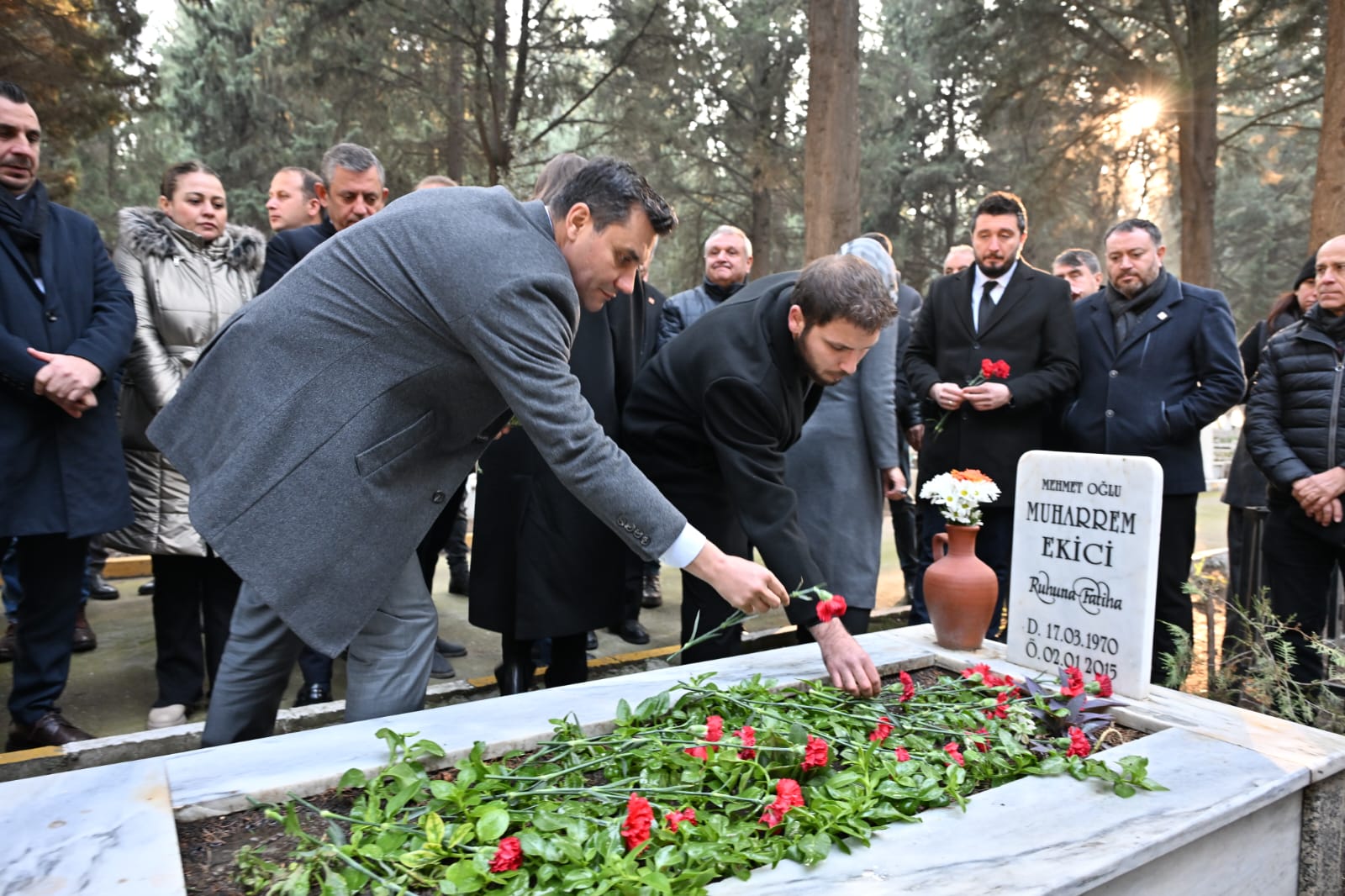 Chp Lideri Özel, Memleketinde Taziye Ziyaretinde Bulundu (3)